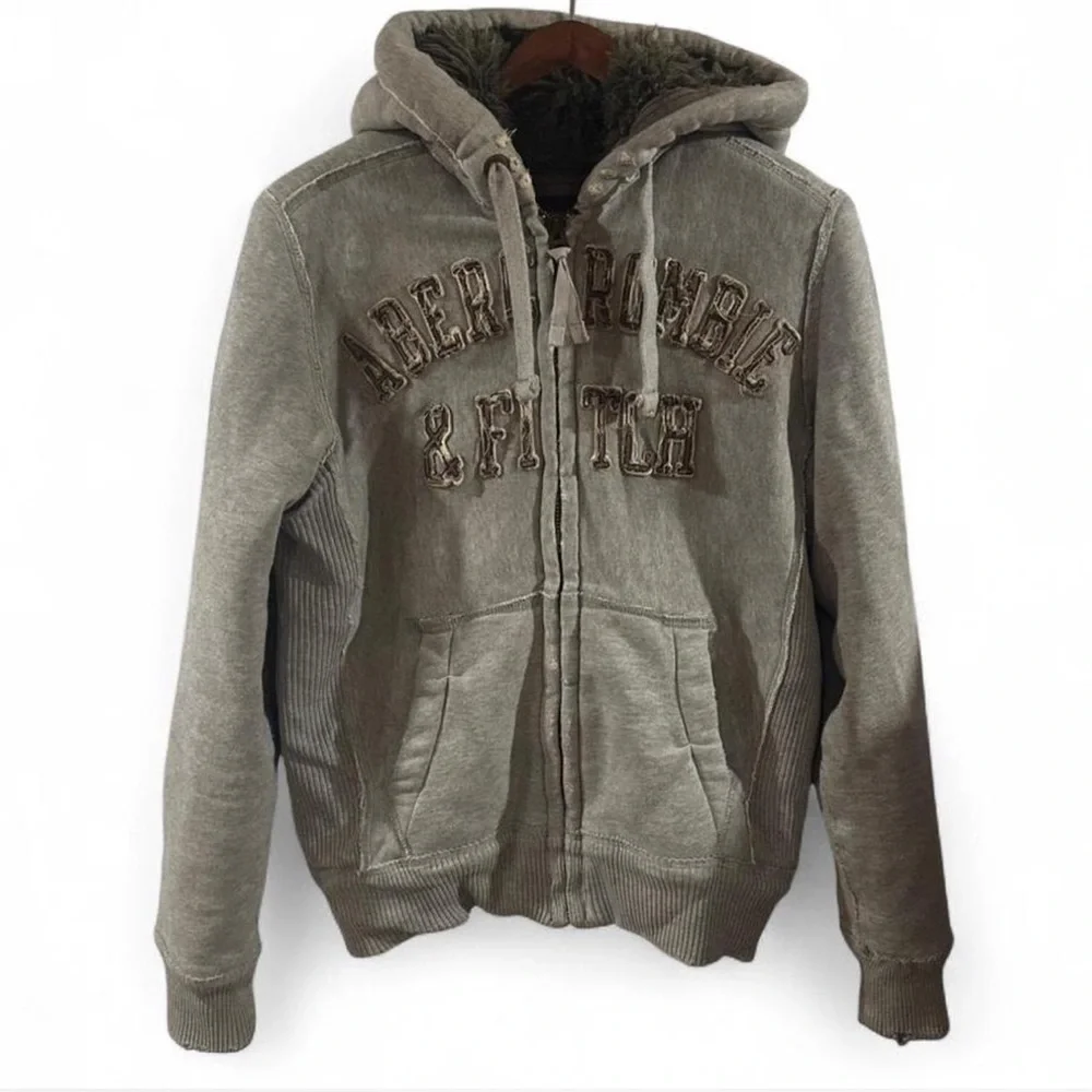 VTG, Rare, Y2K Abercrombie & Fitch Gray Wolf Jaw Hoodie Jacket Size Men’s Small